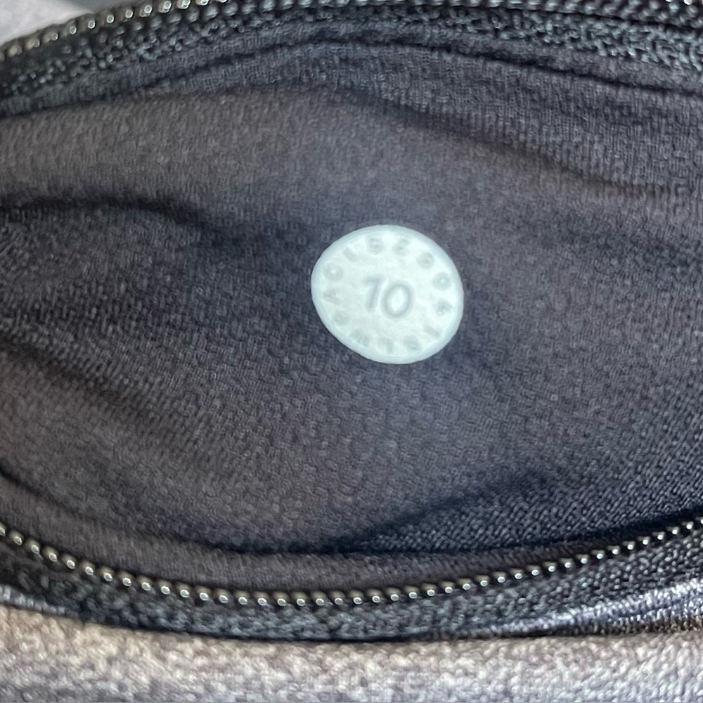 Lululemon Leggings - Picture 9 of 9